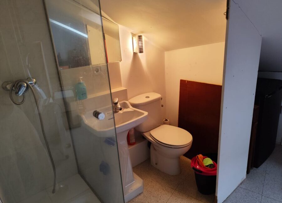 WhatsApp Image 2025-10-08 at 12.52.07